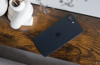 The iPhone 16e is the right cellphone in your dad and mom