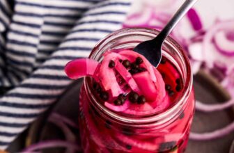 How you can Make Pickled Pink Onions